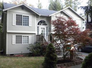 245 Tremont Pl W, Port Orchard, WA 98366