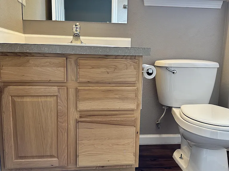227 Pioneer Dr — Photo 16