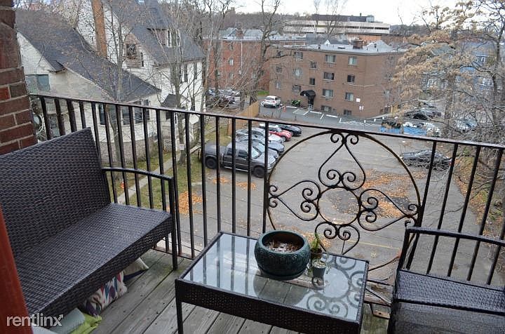 Side Balcony