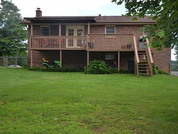 2nd image of 202 Ashley Dr