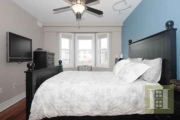Sold by Halstead Property | media 2