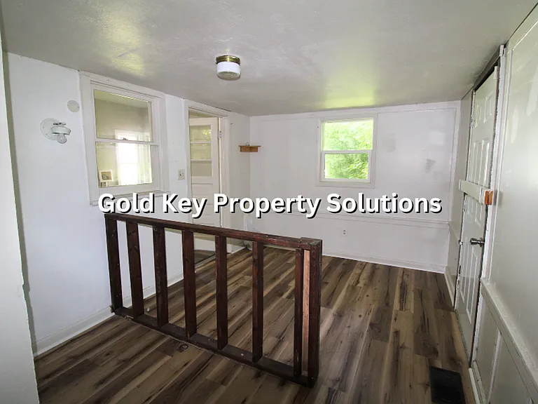 1310 W 13th St — Photo 17
