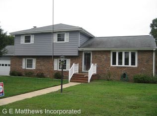 1205 Duke Of Gloucester St, Colonial Heights, VA 23834