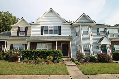 7309 Sun Dance Dr Photo 1