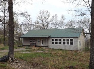 137 White Rock Ln, Mammoth Spring, AR 72554