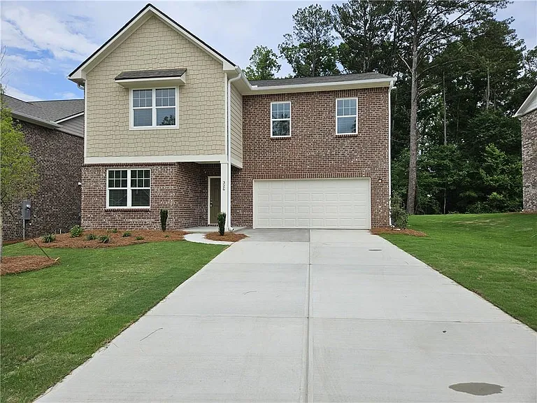 326 Silverton Dr — Photo 1