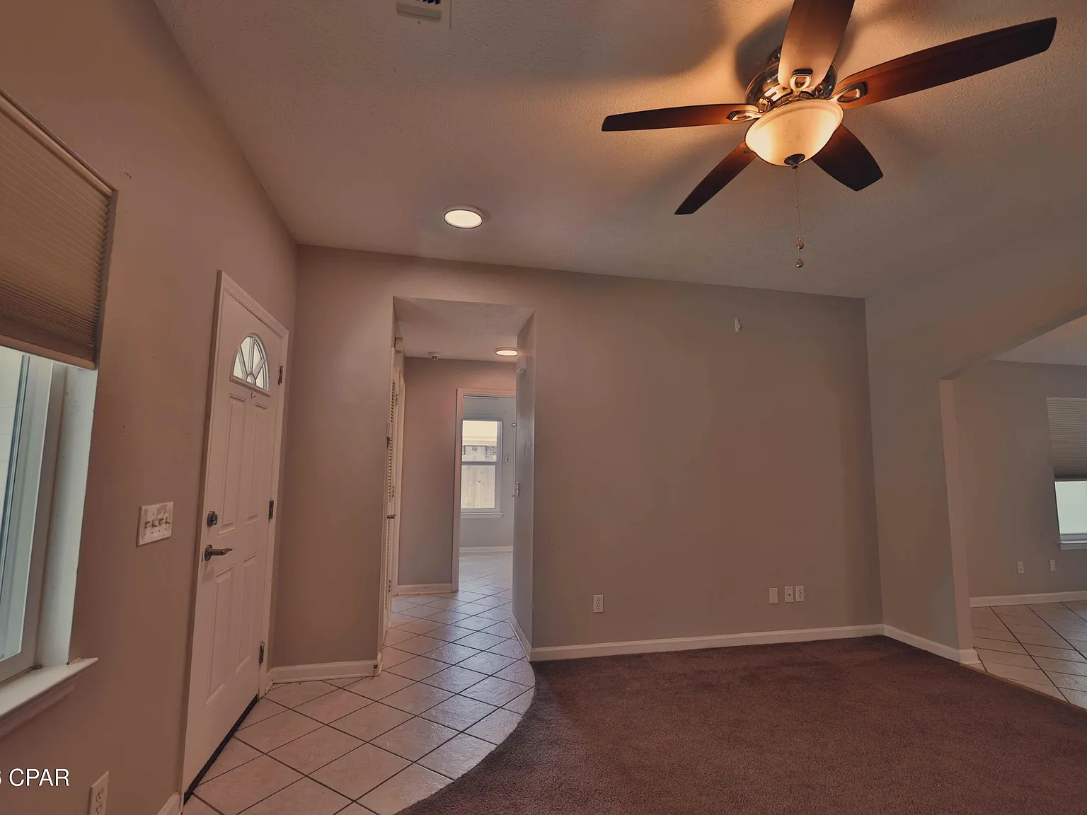 3 bed, 1400 sqft, $2,200 — Photo 4
