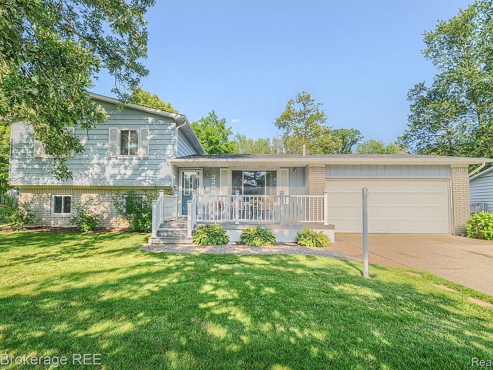 1st image of 2299 Hermitage Hills Trl
