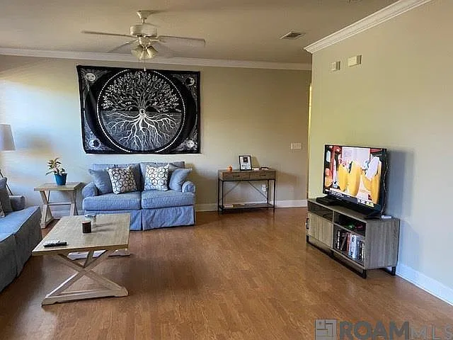 2 bed, 1270 sqft, $1,500 — Photo 3