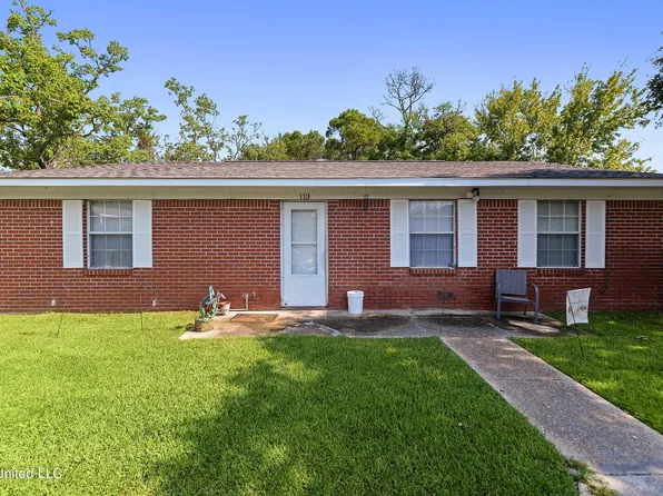 113 Alicia St, Pass Christian, MS 39571