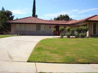 5564 Inner Circle Dr, Riverside, CA 92506