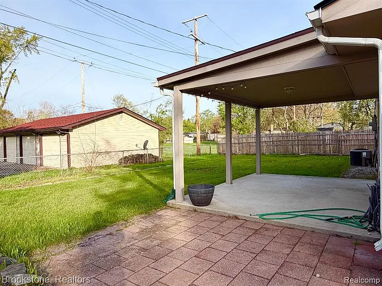 8912 Ardel Dr — Photo 23