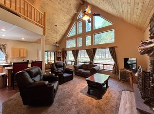 930 Rainbow Mine Rd, Forest Lakes, AZ 85931