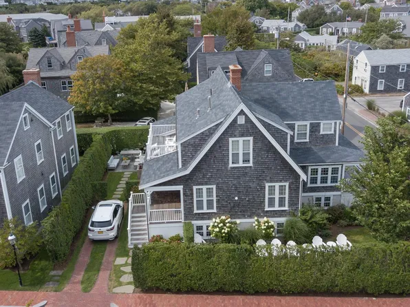 1 Dolphin Ct, Nantucket, MA 02554
