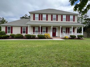421 Holly Ln, Swansboro, NC 28584