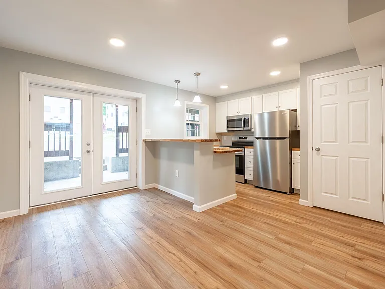 515 Davis St — Photo 11
