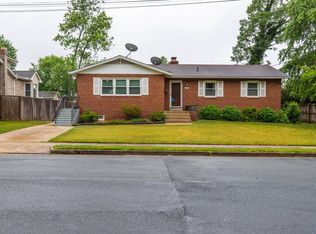 10915 Warwick Ave, Fairfax, VA 22030