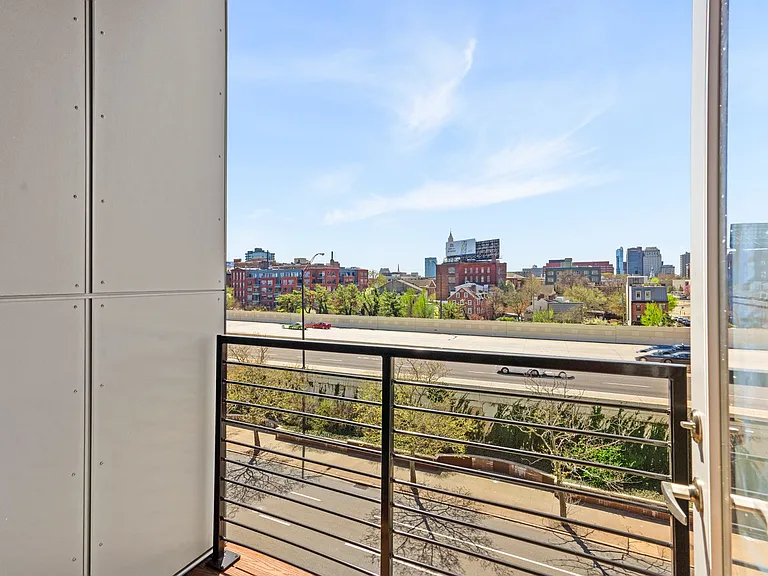 The Keystone Apartments — Photo 139