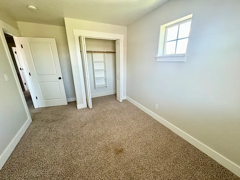 177 S 4 W — Photo 24