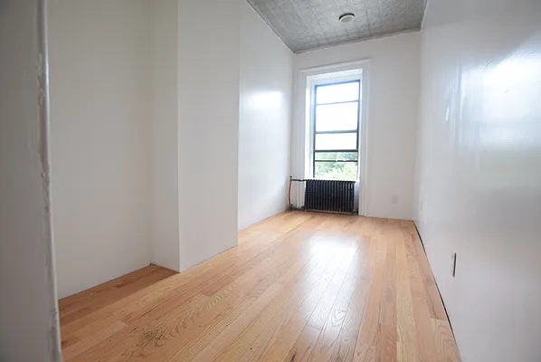 Rented by Abode Well Realty Inc | media 6