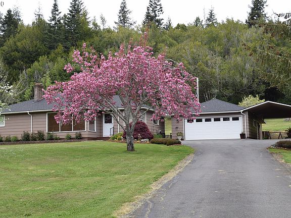 3rd image of 56664 Pleasant Hill Dr