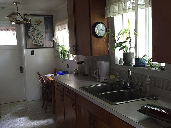 2nd image of 8489 Church Ln