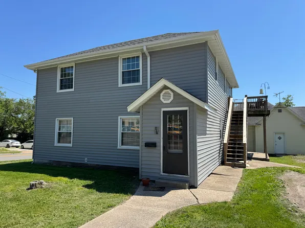 415 N 8th St, Columbia, MO 65201