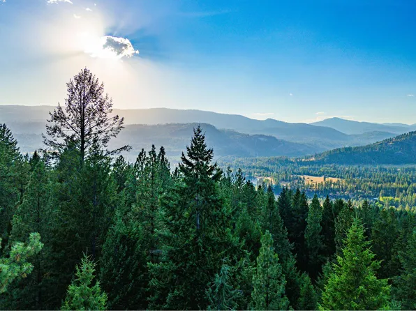 2584 Bridgeman Rettinger Rd #B, Kettle Falls, WA 99141