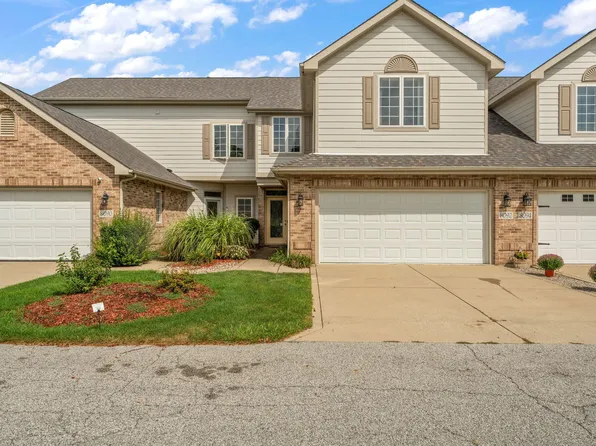 8092 Tuckaway Ct, Winfield, IN 46307