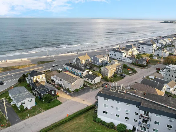 917 Ocean Boulevard, Hampton, NH 03842