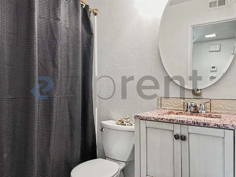 1812 Cirby Way #B — Photo 18