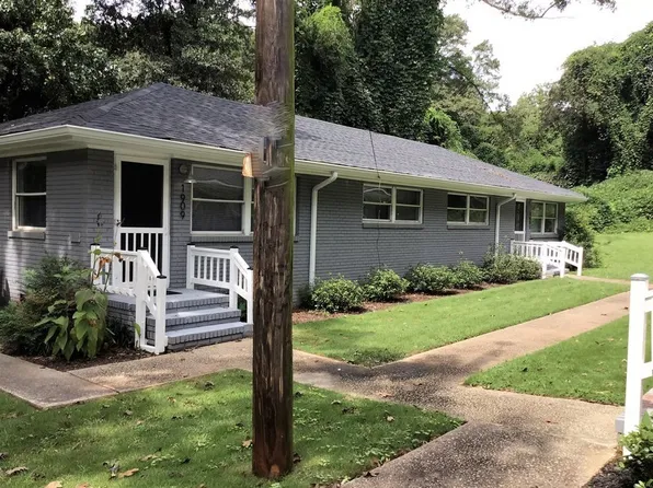 1907 Lyle Ave, College Park, GA 30337