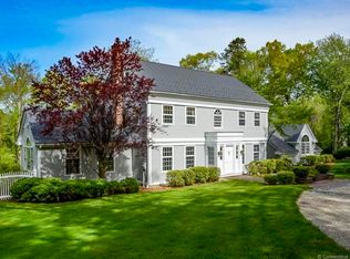 125 Mountain Spring Rd, Farmington, CT 06032