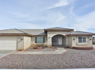 7019 Oak Hill Rd, Oak Hills, CA 92344