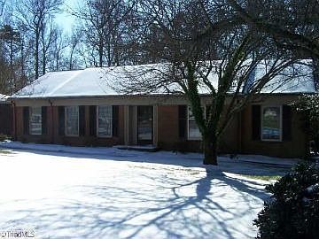 2nd image of 1505 Gracewood Dr