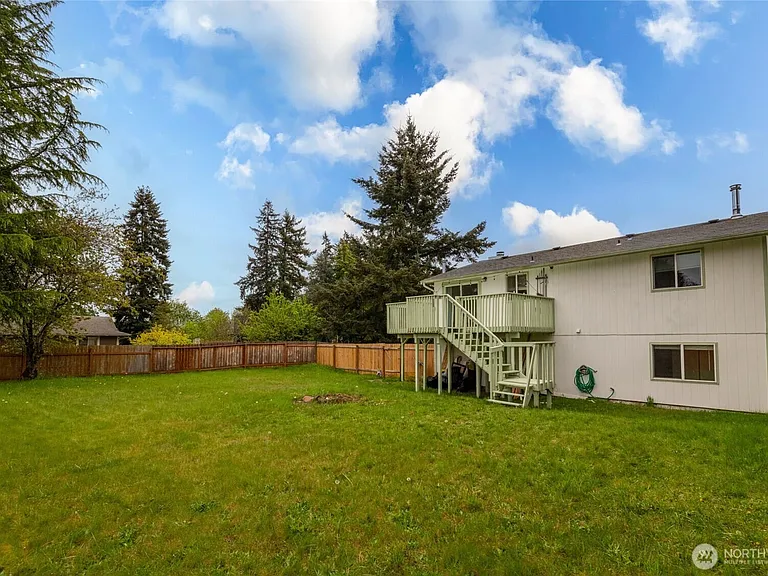 12638 SE 210th Ct — Photo 13