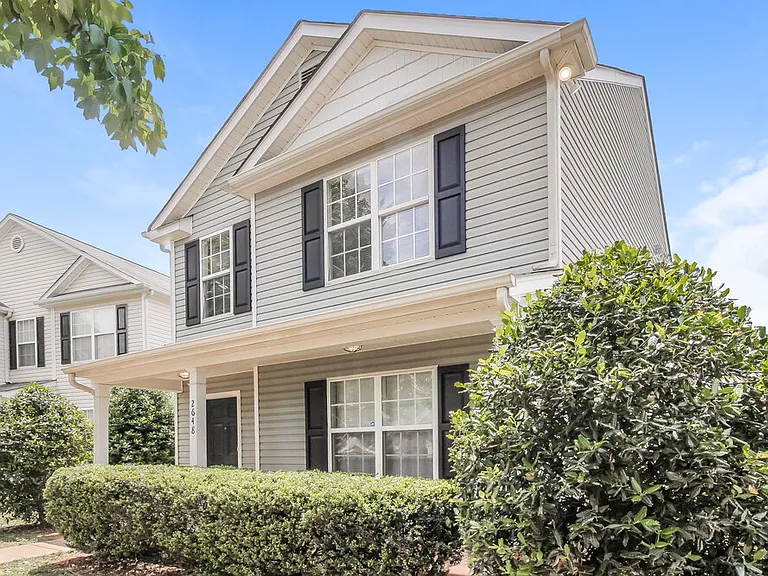 2648 Reid Park Ln — Photo 4
