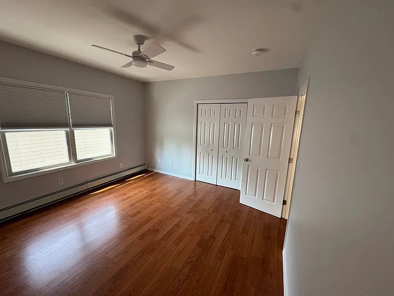 2133 Jackson Ave — Photo 4