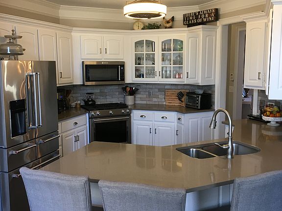 Quartz countertops