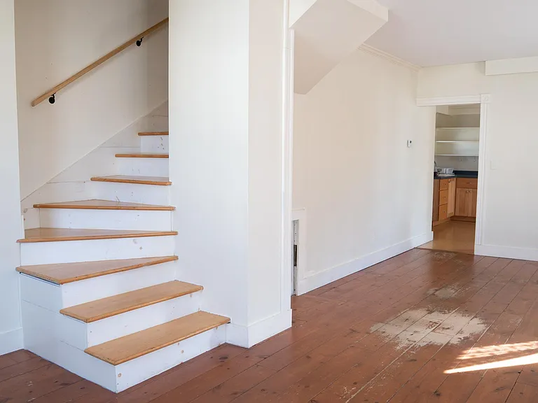 9 Cushing St #2 — Photo 5