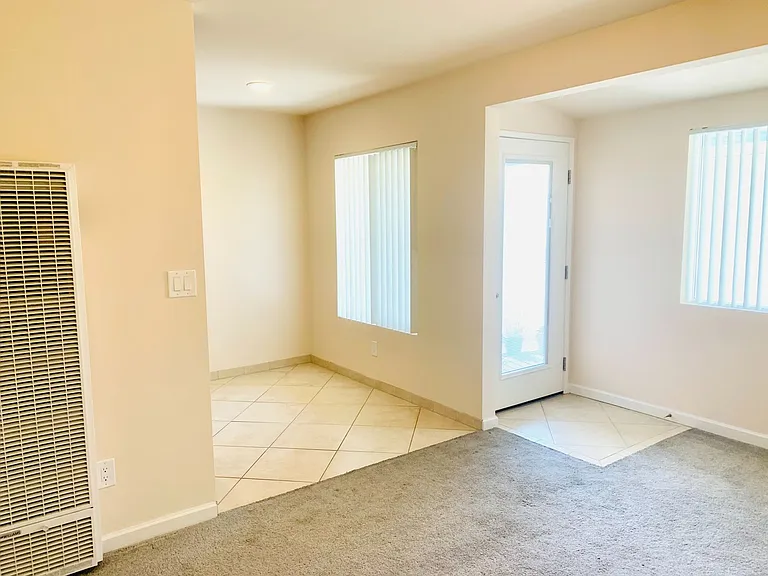 1BD/1BA Mission Hills Apartment w/ 1-Car Garage! Only $2,095/mo~ — Photo 5