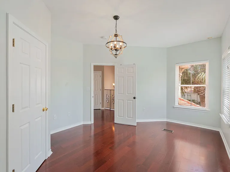 272 Calusa Blvd — Photo 13