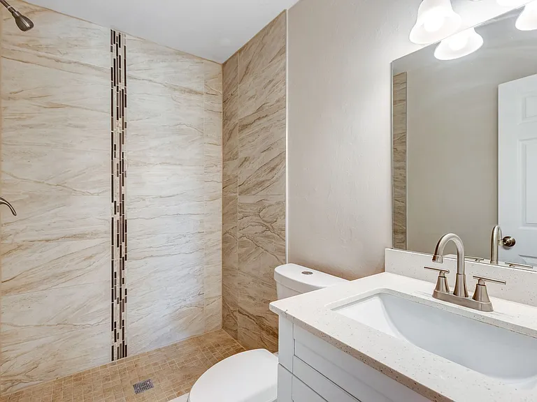 Residences on 16th Villas — Photo 25