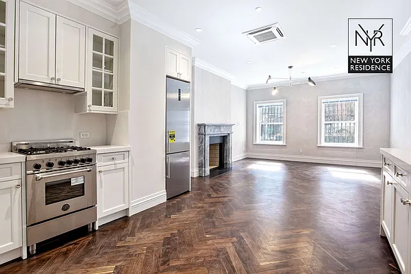 Rented by New York Residence | media 24