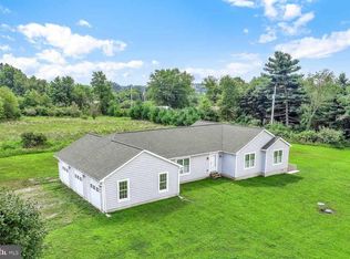 921 Belmont Rd, Gettysburg, PA 17325