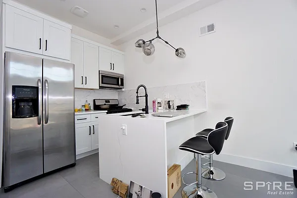Rented by Spire Group | media 4