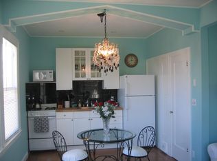 1455 11th Ave, San Francisco, CA 94122