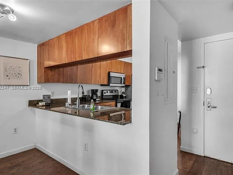 1200 Brickell Bay Dr #2915 — Photo 5