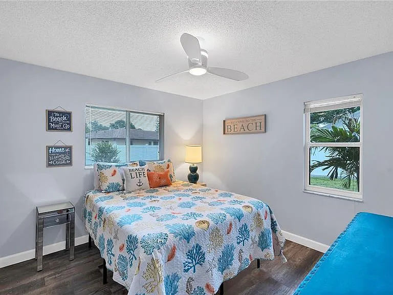 5219 Inverness Dr — Photo 18