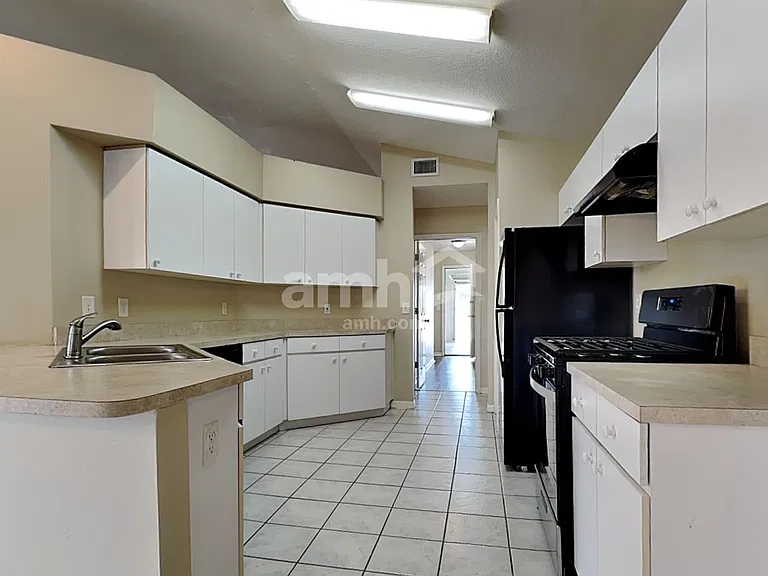 29643 Morwen Pl — Photo 3